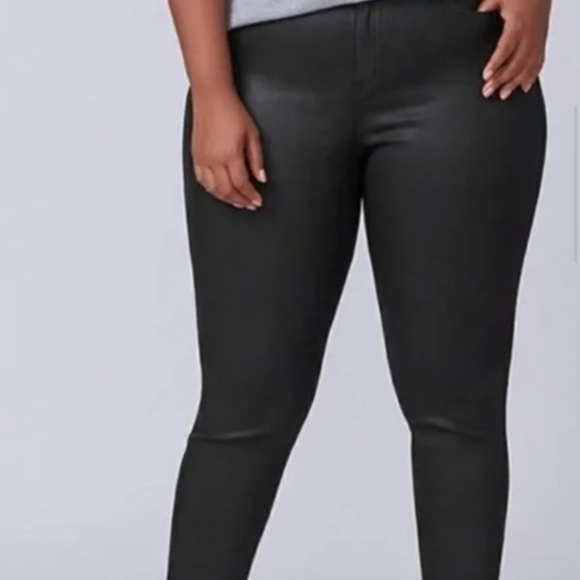 Lane Bryant Slick Black Oil Faux Leather Mid Rise Skinny Pants 18 NWOT - Picture 1 of 3